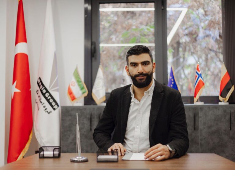 آشنایی با نمایندگان گروه املاک نگین