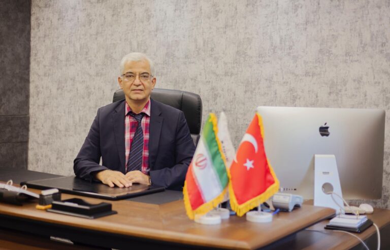 آشنایی با نمایندگان گروه املاک نگین